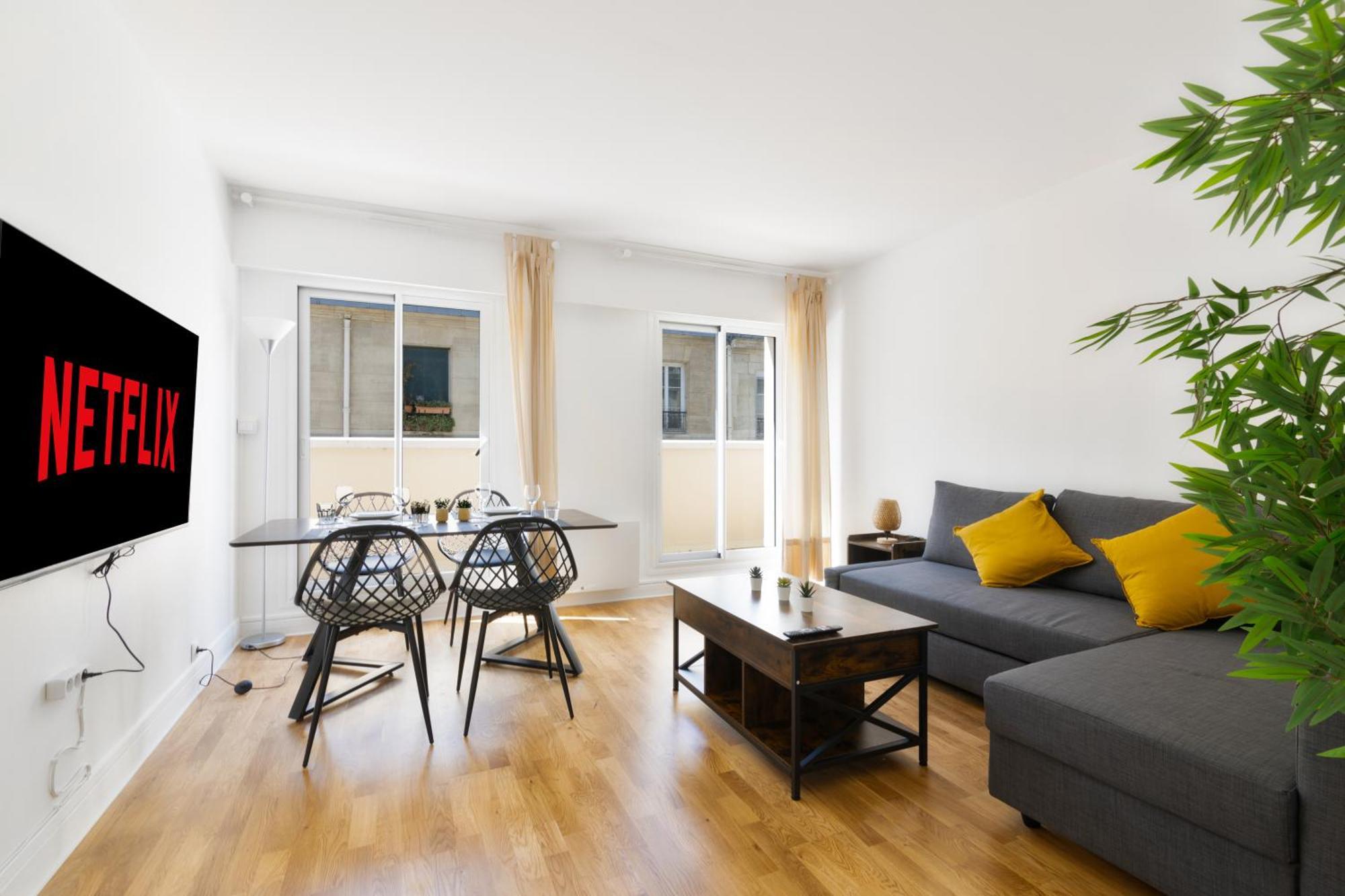 Quartier Luxembourg Free Netflix Apartment *